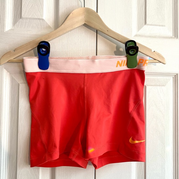 Nike Pro dri fit shorts - Picture 1 of 4